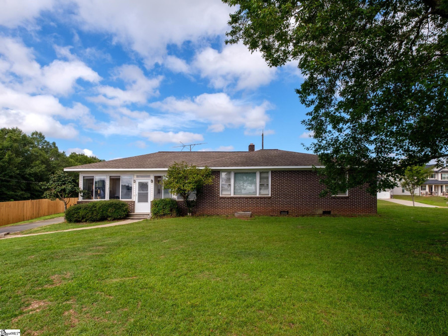 408 Pine Rg Duncan, SC 29334