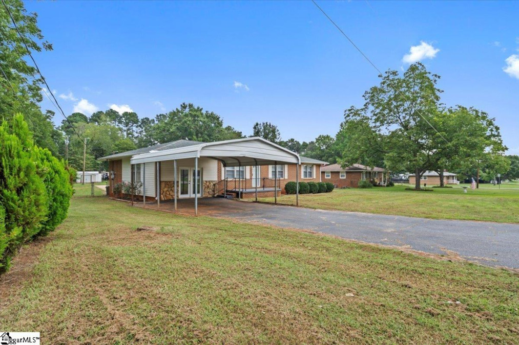 305 Abercrombie  Anderson, SC 29626