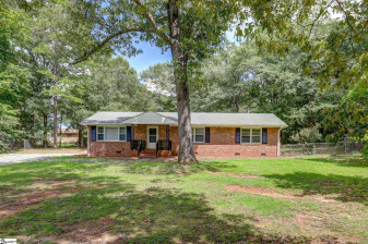 68 Beverly Hills Spartanburg, SC 29301