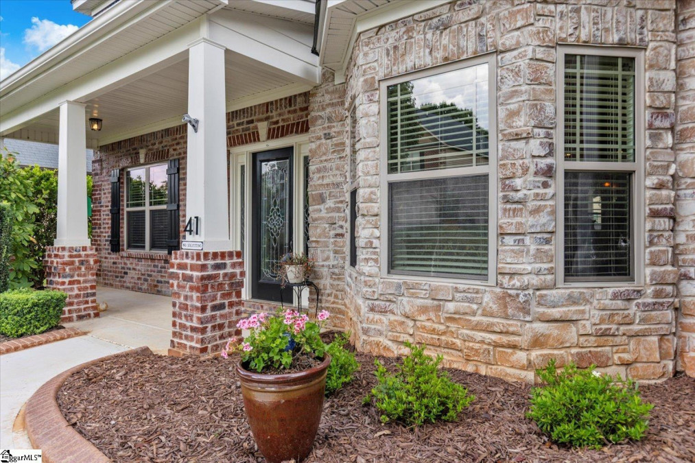 41 Lazy Willow Simpsonville, SC 29680