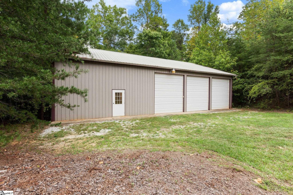 251 Woodall Mountain Pickens, SC 29671