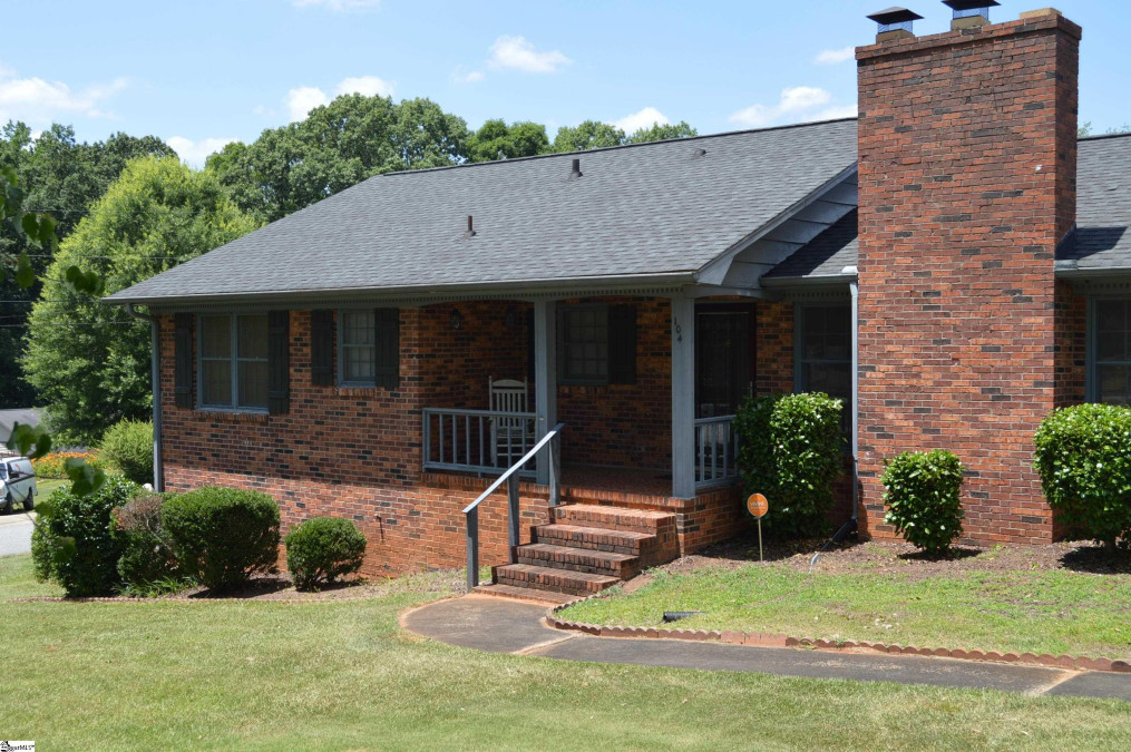 104 Westover  Greer, SC 29651-1445