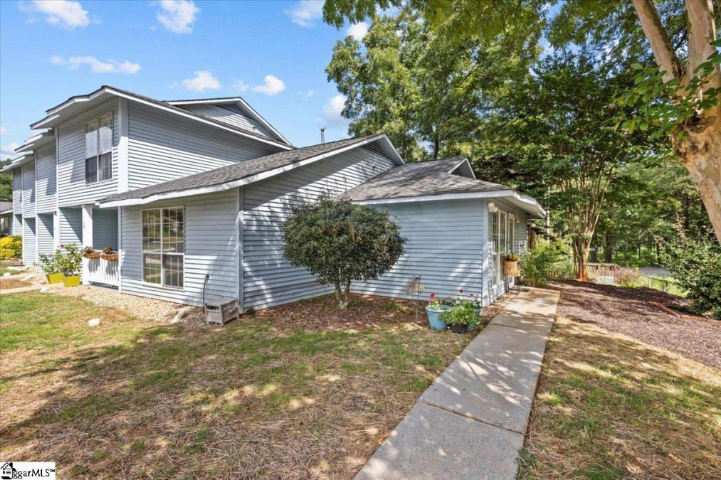 11 Bear Grass Greenville, SC 29605