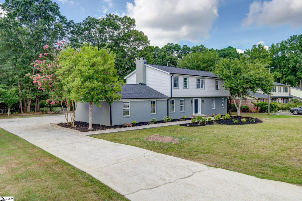 36 Cunningham  Taylors, SC 29687