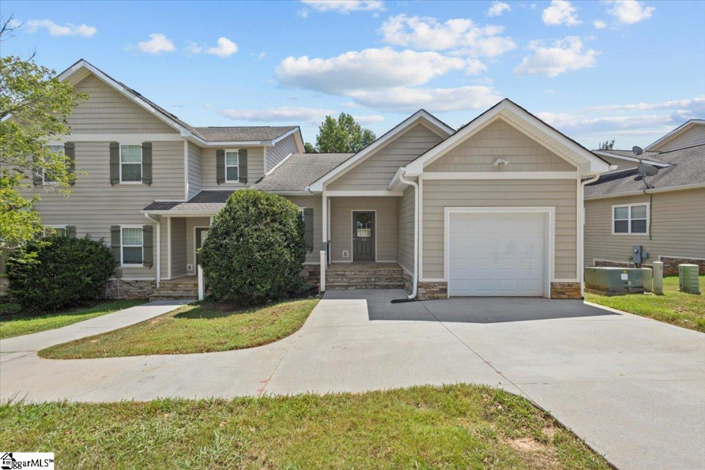 511 Perkins Creek E Seneca, SC 29678