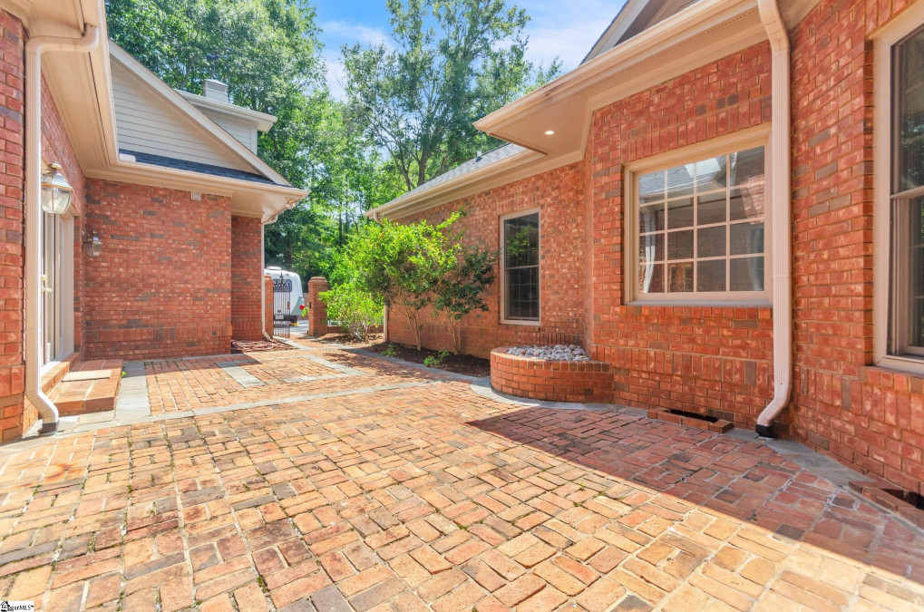 111 Hidden Hills Greenville, SC 29605