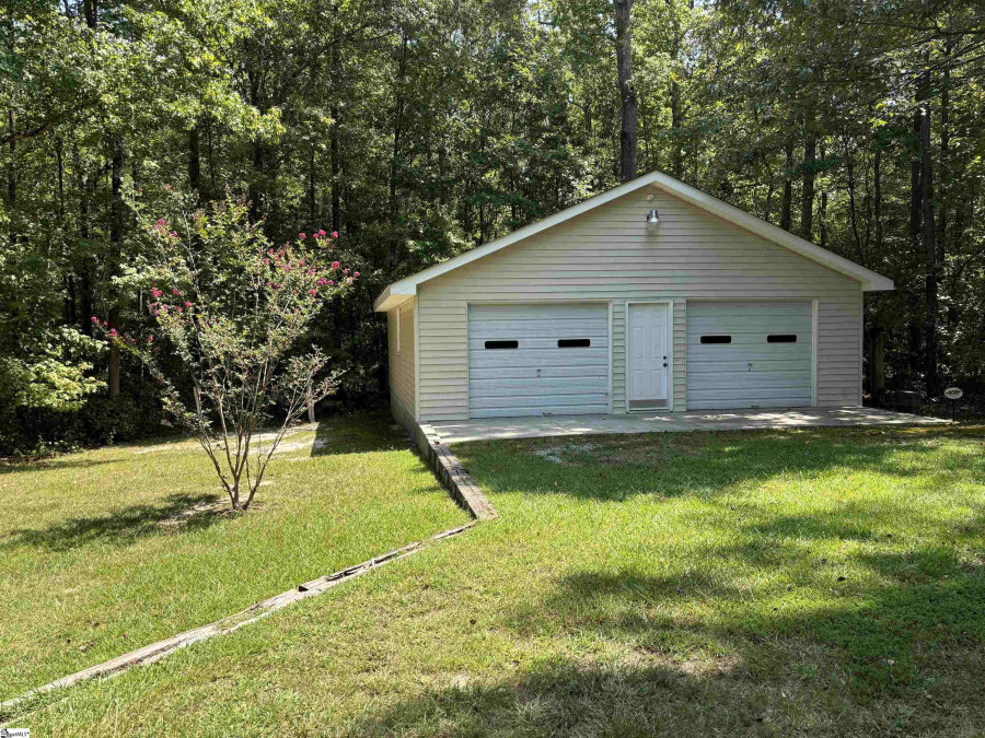 857 Cooley Bridge Pelzer, SC 29669