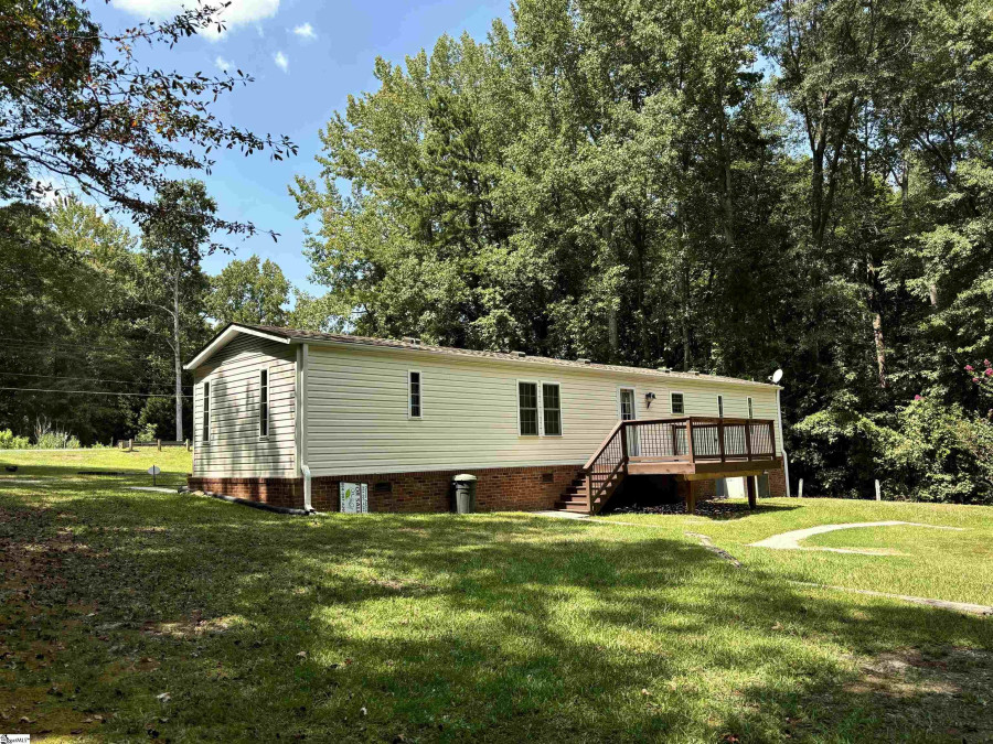 857 Cooley Bridge Pelzer, SC 29669