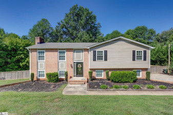 203 Timberlane  Greer, SC 29651