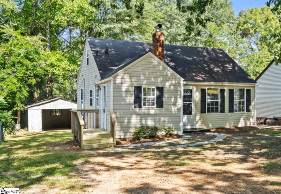 146 White Oak Spartanburg, SC 29301