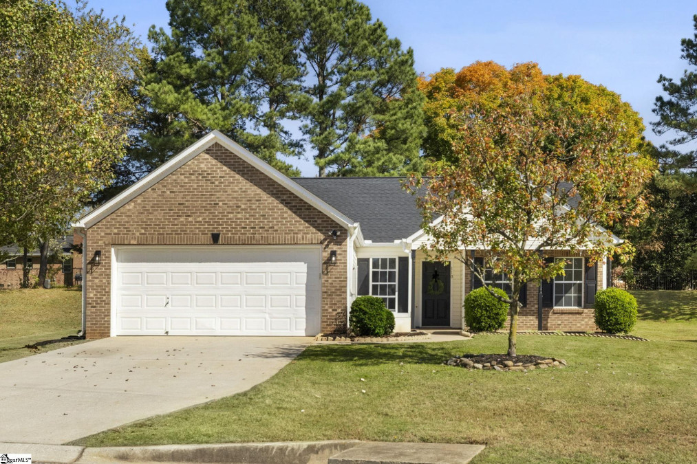 110 Peach Grv Mauldin, SC 29662