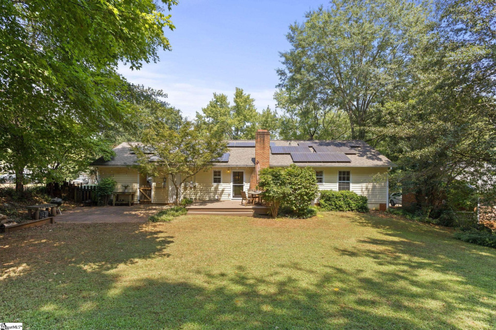 22 Doverdale  Greenville, SC 29615