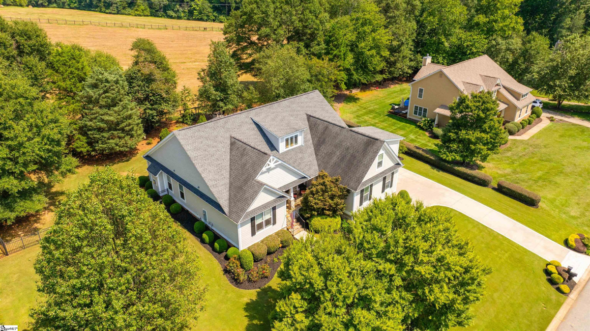 209 Watkins Farm Greer, SC 29651