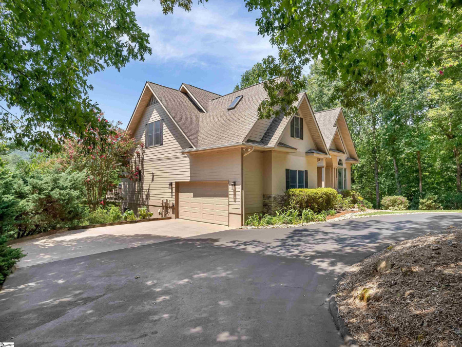 115 Mountain Summit Travelers Rest, SC 29690