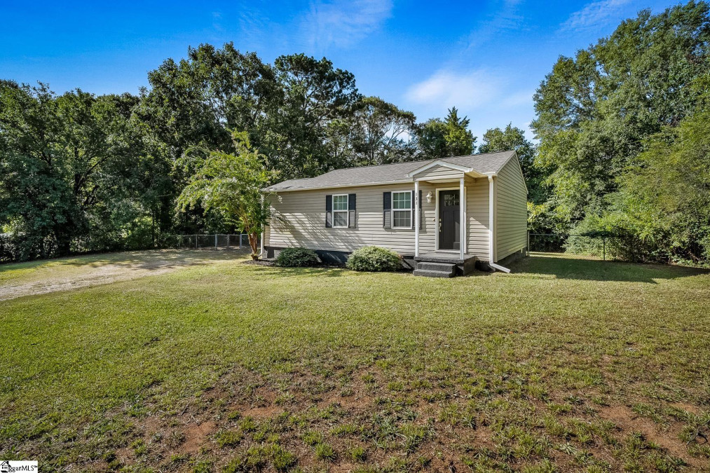 131 Stone  Anderson, SC 29625