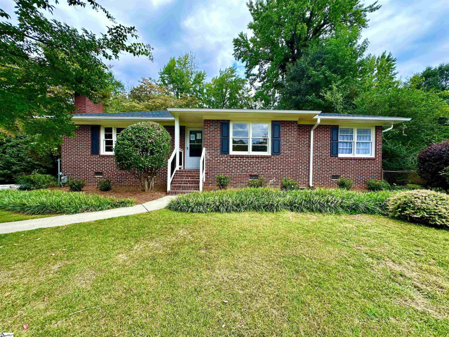 18 Brentwood  Greenville, SC 29609