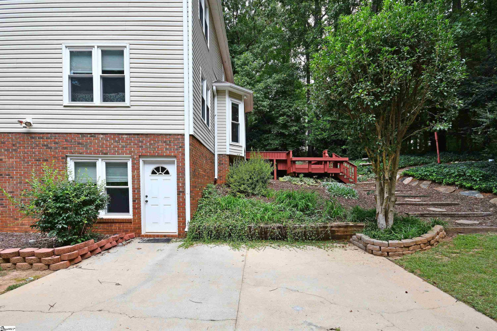 123 Circle Slope Simpsonville, SC 29681