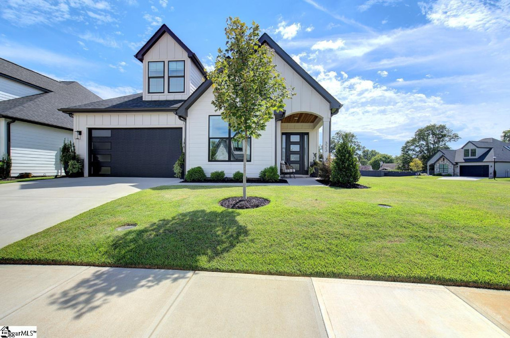 323 Bonnell  Simpsonville, SC 29681