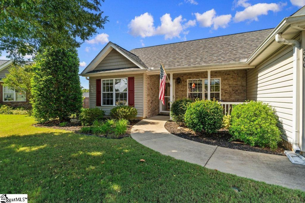 260 Sleepy River Simpsonville, SC 29681