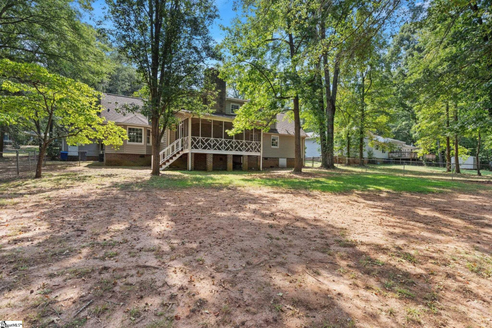 5 Moultrie  Taylors, SC 29687