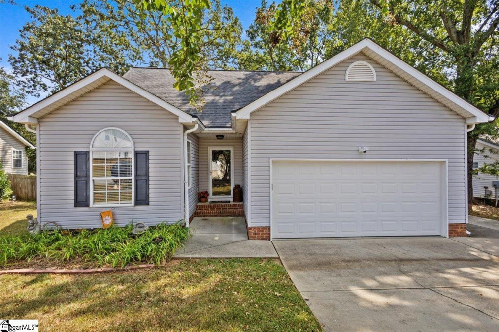 416 Windy Meadow Simpsonville, SC 29680