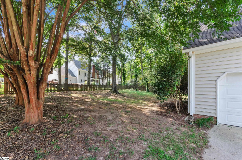 15 Briarpark  Greer, SC 29651