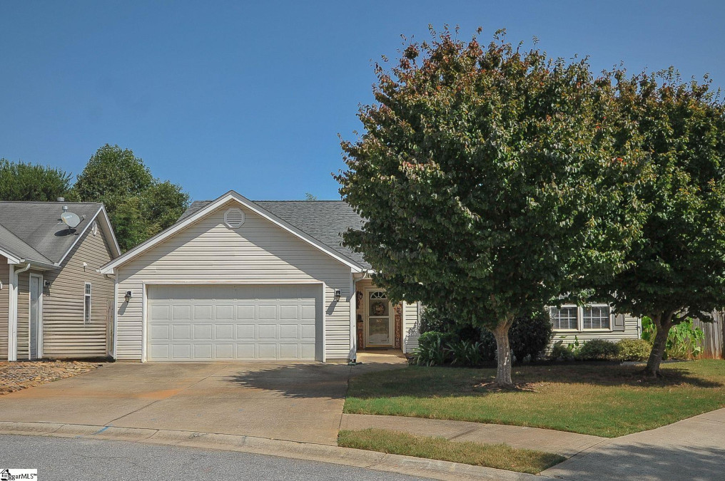 107 Landing  Simpsonville, SC 29681