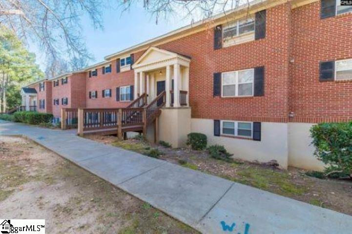 601 Riverhill  Columbia, SC 29210-8149