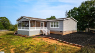 651 Shady Grv Pickens, SC 29671-8473