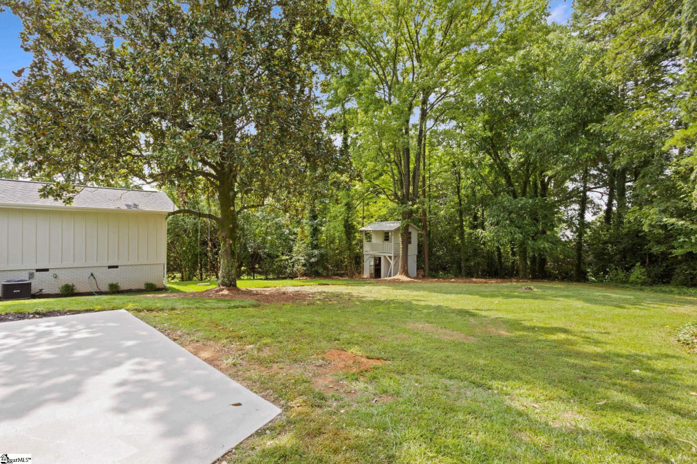 8 Yancey  Greenville, SC 29615