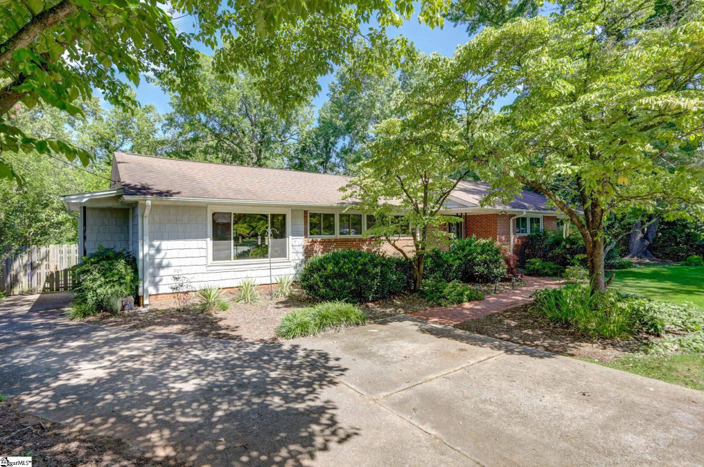 101 Alpine  Greenville, SC 29609