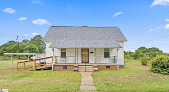 38 Lyons S Anderson, SC 29624