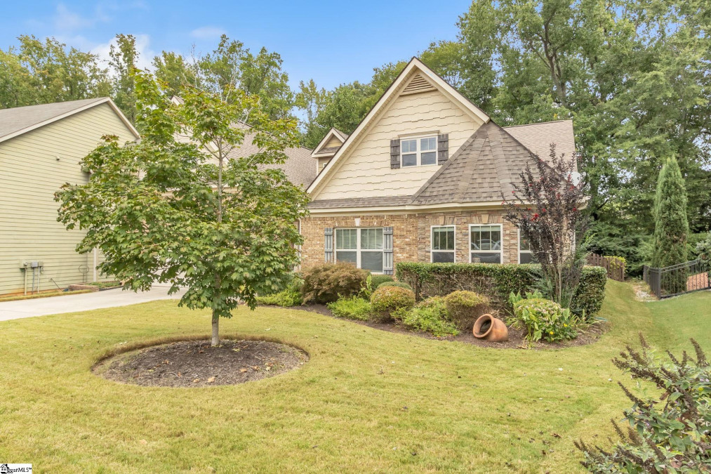 356 Strasburg  Simpsonville, SC 29681