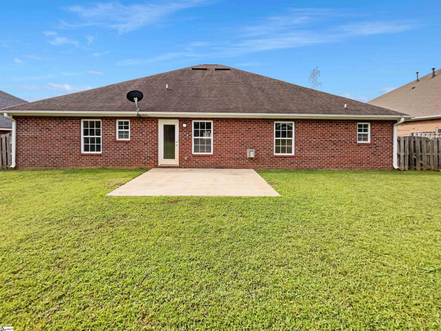 571 Ellsmere  Moore, SC 29369