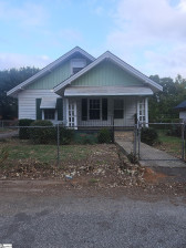 67 E 8th Greenville, SC 29611