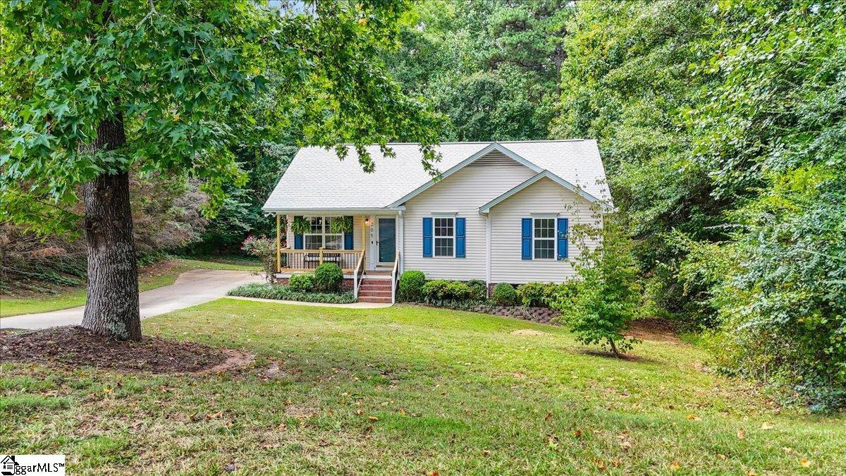 205 Princeton  Easley, SC 29640