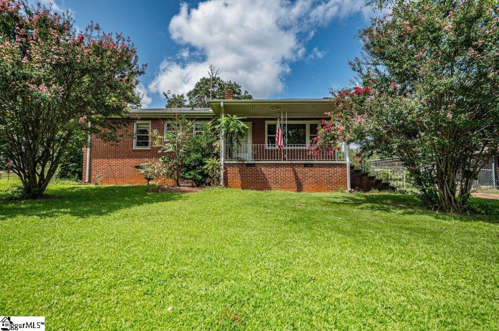 648 Overhill  Spartanburg, SC 29303