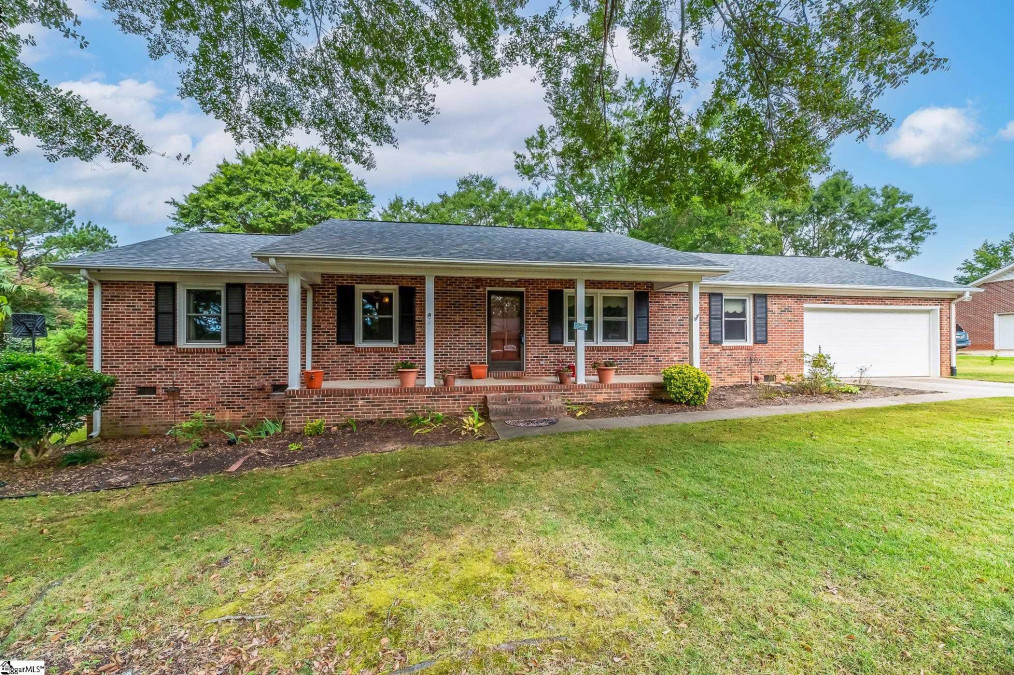 114 Wemberly  Simpsonville, SC 29681