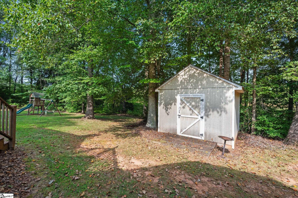 422 Pond View N Duncan, SC 29334