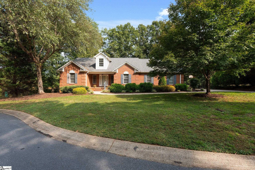 422 Pond View N Duncan, SC 29334