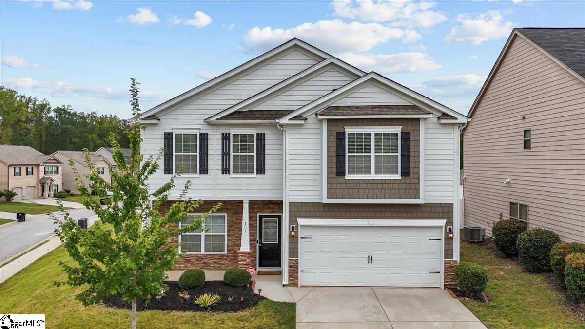 101 Elmhaven  Simpsonville, SC 29681