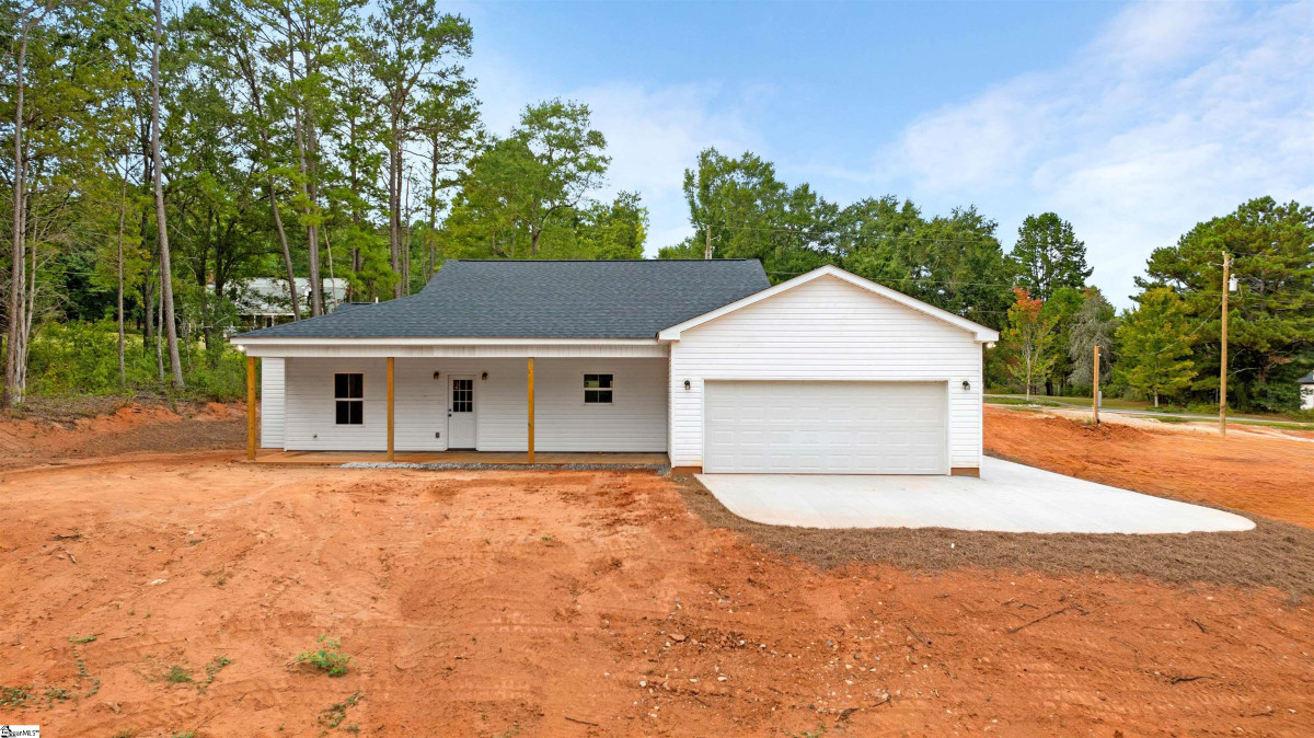 413 Wyatt  Piedmont, SC 29673-8076