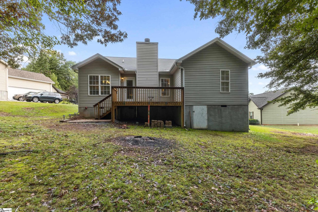 137 Woodgrove  Greer, SC 29651