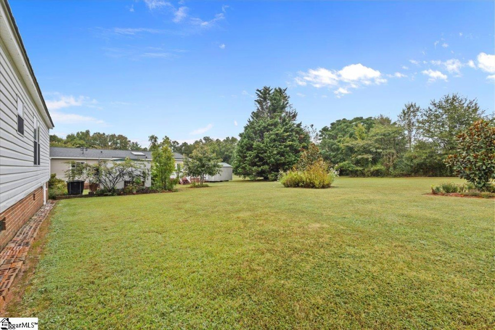 3 Farm Dell Greer, SC 29651