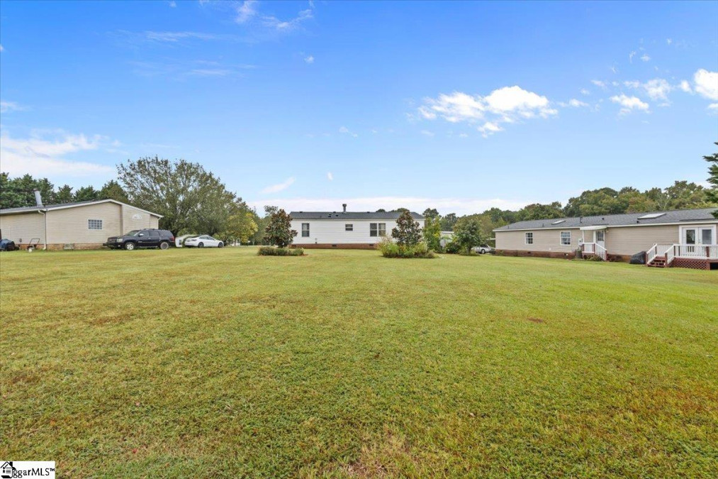 3 Farm Dell Greer, SC 29651