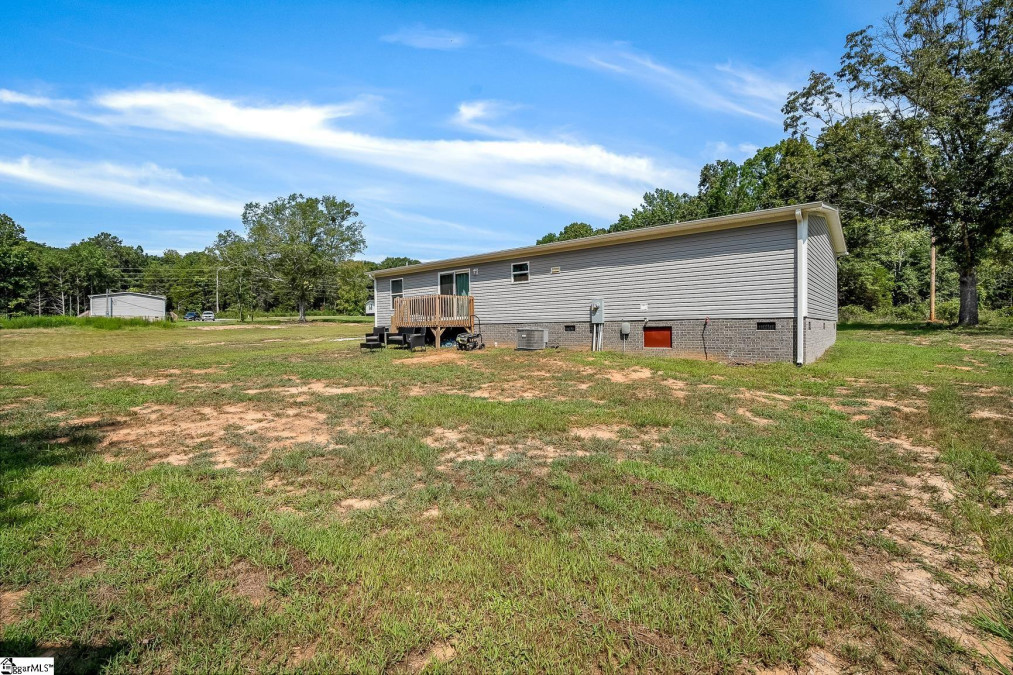 5021 Flat Rock Iva, SC 29655