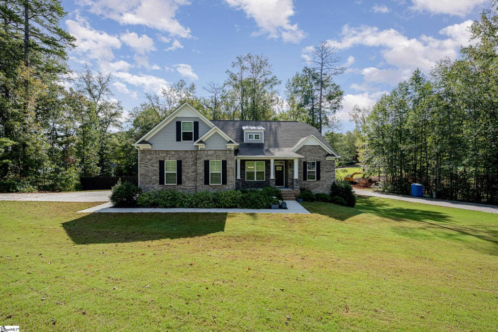 199 Upper Lake Easley, SC 29640