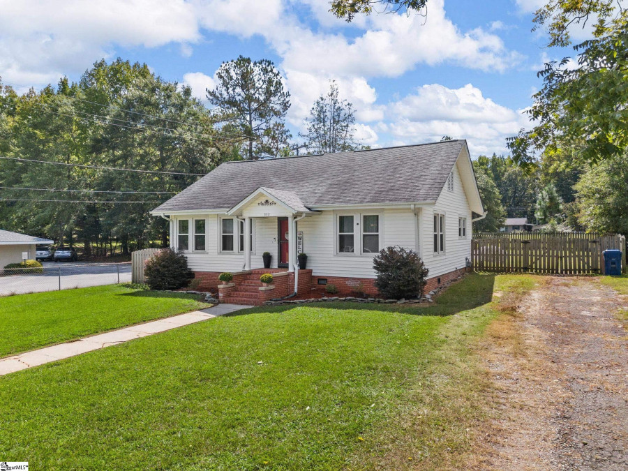 353 Georgia E Woodruff, SC 28388