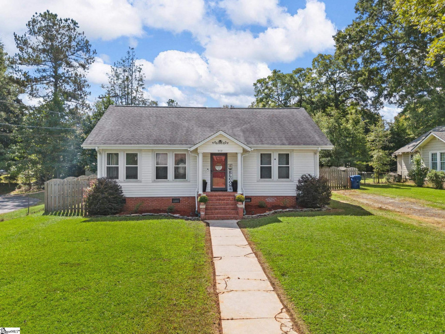 353 Georgia E Woodruff, SC 28388