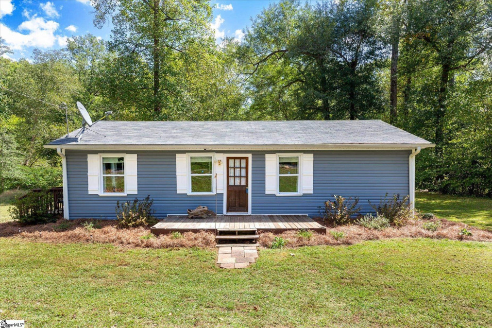 158 Laurel And Hardy Lake Marietta, SC 29661